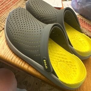 CROCS LiteRide Clog Slip On Shoes Sz Men 6 Women 8 Unisex Sandals